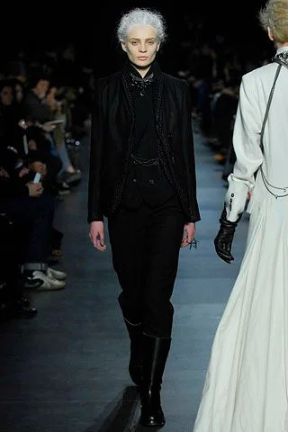 Look 25
